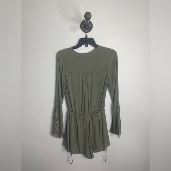 Guess Olive Green V-Neck Romper - Picture 4 of 4